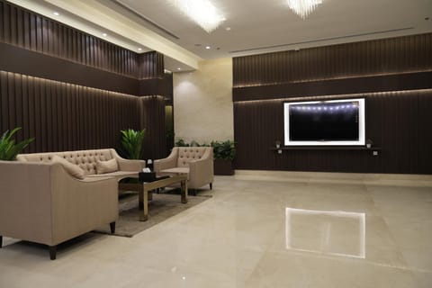 TV and multimedia, Seating area