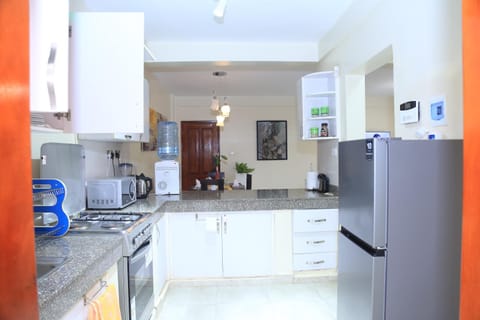 Kitchen or kitchenette, minibar, oven, pet friendly, stove, toaster