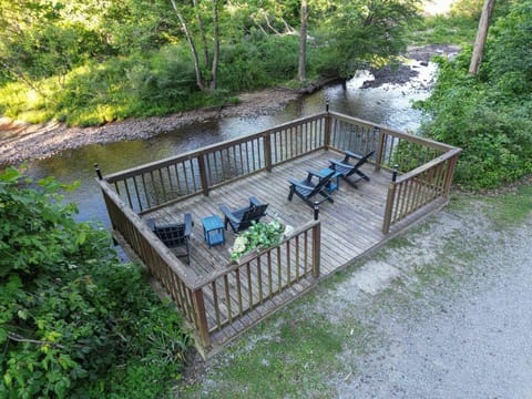 River Front Resort Hotel in Shenandoah Valley