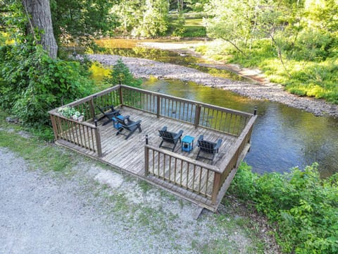 River Front Resort Hotel in Shenandoah Valley