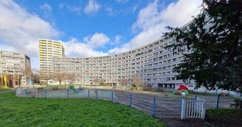 Grand Appartement Meublé - Cosyrenty Créteil Apartment in Créteil