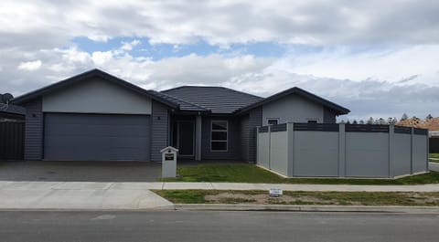 Property building, Neighbourhood, Street view