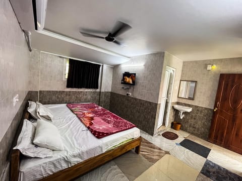 Royal Grand Residency Apartment in Puducherry, India