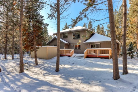 Lost Rider Loop Lodge House in Three Rivers