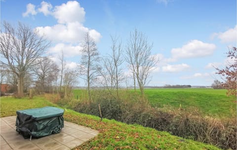 Pet Friendly Home In Den Oever With Wifi Casa in Hippolytushoef