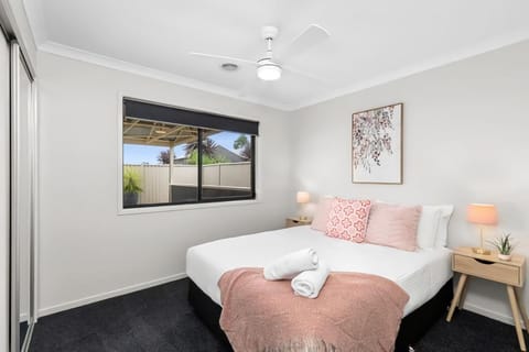 Chifley Place - Cool Suburban Crib! Apartamento in Ballarat