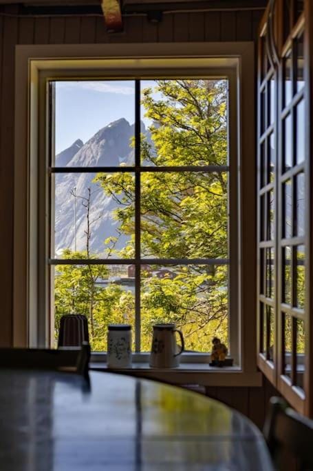 Sharming cabin in Sund House in Lofoten
