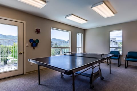 Park Pointe Mutual Condo in Chelan (In Town)