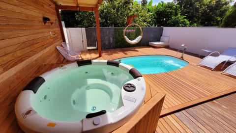 Hot Tub, Swimming pool, Open Air Bath