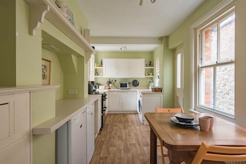 Prospect Cottage by Bloom Stays Casa in Hythe