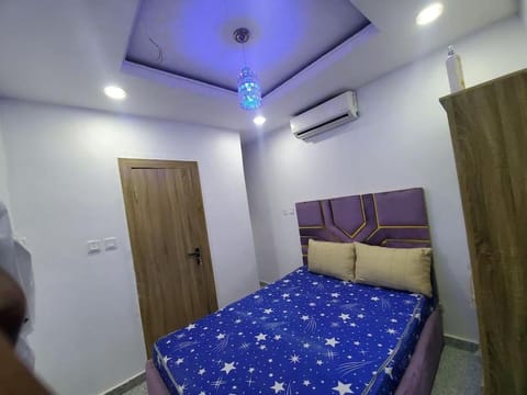 Dinero Crystal - 2 Bedroo, Apartment Condominio in Lagos