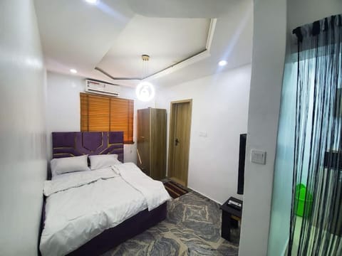 Dinero Ruby - Studio Apartment Wohnung in Lagos