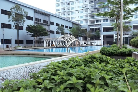 Beverly Puchong l 100M to IOI Mall Condo in Subang Jaya