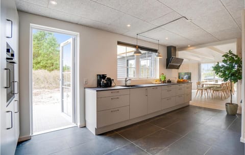 Amazing Home In Henne With Kitchen House in Henne Kirkeby