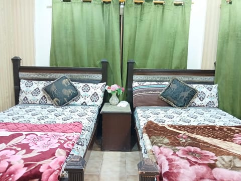 Embassy inn Guest House Hyderabad Hostel in Sindh