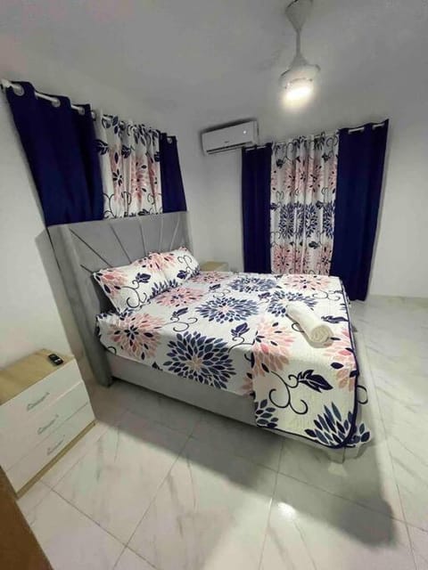 4 bedroom condo corales del sur Apartment in Santo Domingo Este