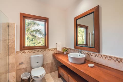 Luxe retreat at Puerto Bahia Bkfst included Villa in Samaná Province