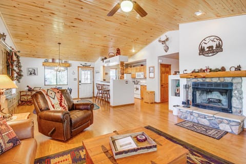 Overgaard Cabin in National Forest with Gas Fire Pit House in Gila County