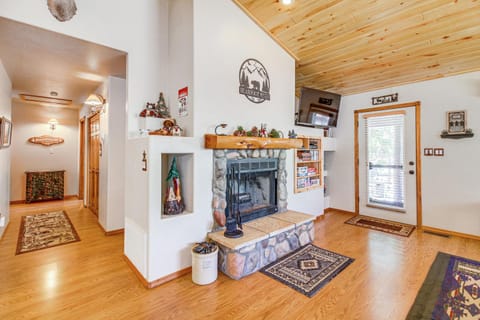 Overgaard Cabin in National Forest with Gas Fire Pit House in Gila County