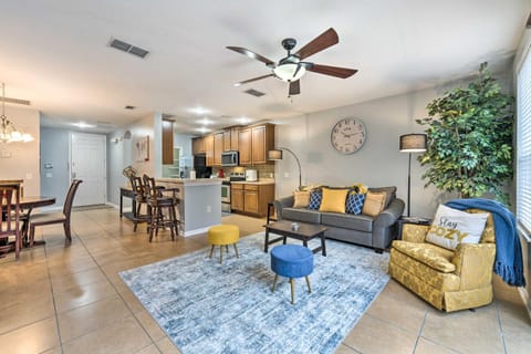 Kissimmee Townhome about 15 Mi to Disney! Haus in Kissimmee