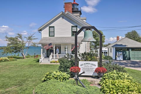 Walkable Sodus Point Retreat Less Than 1 Mi to Lake House in Sodus Point