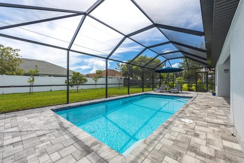 Heated Pool - Villa Starfish Kisses - Roelens Vacations House in Cape Coral