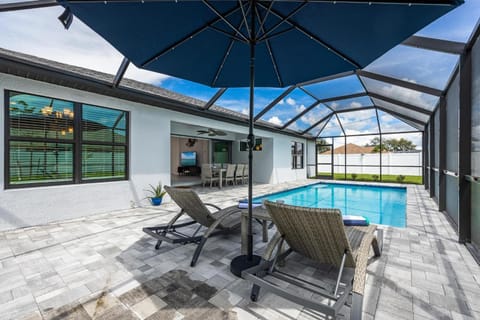 Heated Pool - Villa Starfish Kisses - Roelens Vacations Haus in Cape Coral