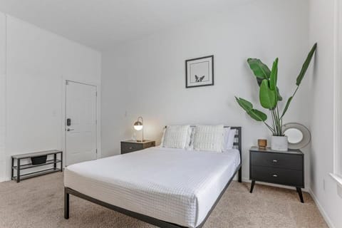 Housepitality - The Short North Getaway Apartment in Short North