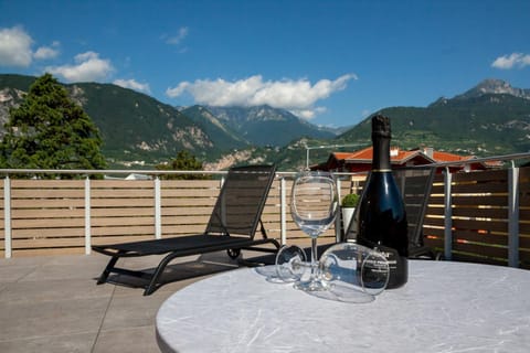Le Terrazze Living Apartment in Riva del Garda