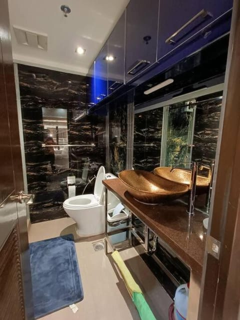 2 BR luxury style unit 701 Condominio in Las Pinas