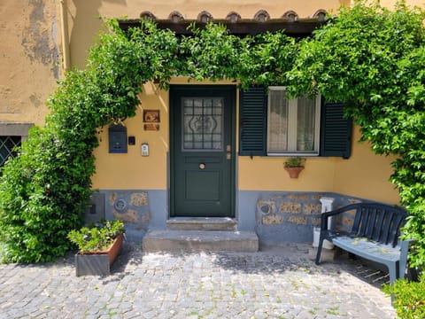 Casa Vacanze Nives House in Tuscania