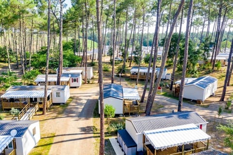 MobilHome Les Dunes de Contis Campground/ 
RV Resort in Saint-Julien-en-Born