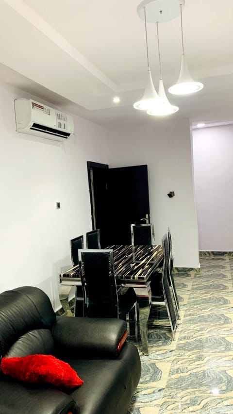 Lovely 3 bedroom Apartment in ikeja Condo in Lagos