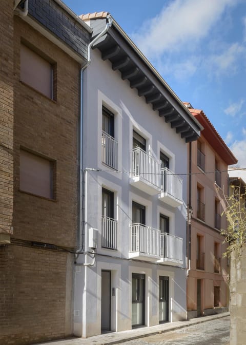 Apartamentos La muralla de Jaca Apartment in Jaca