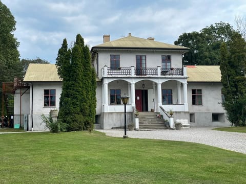 Property building, Garden view