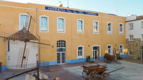 Property building, Balcony/Terrace