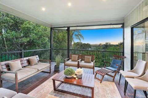 Luxury Holiday Home in Alex - Heated Pool - Pets Allowed Haus in Buderim