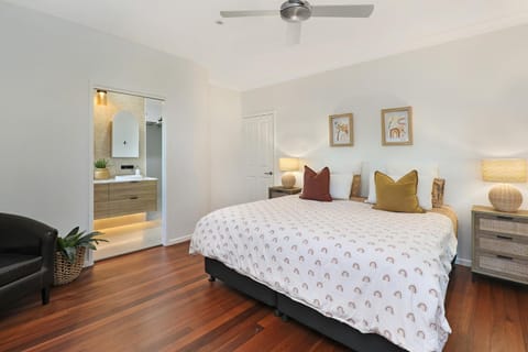 Luxury Holiday Home in Alex - Heated Pool - Pets Allowed Haus in Buderim