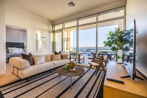 @ Marbella Lane - Luxury Beachside 2BR Appartement in Long Beach