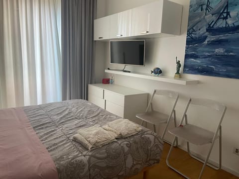 Florenzia Room Bed and Breakfast in Porto San Giorgio