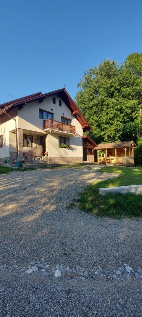 Property building, Natural landscape