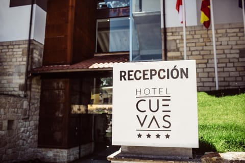 Hotel Cuevas - Adults Only Hôtel in Santillana del Mar