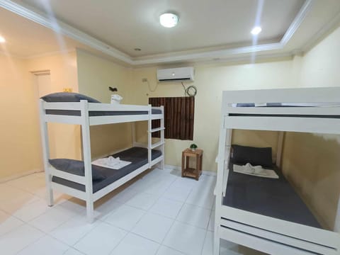 Bahay Ni Ate Bed and Breakfast Bed and breakfast in Puerto Princesa