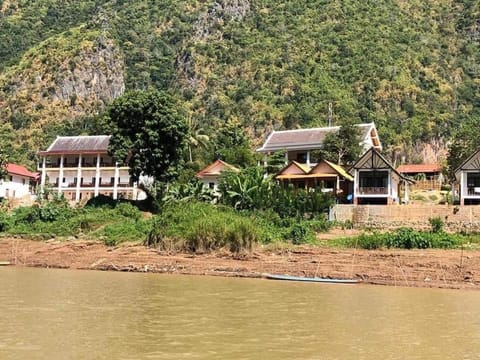 Nongkhaiw river view Bed and Breakfast in Luang Prabang Province, Laos