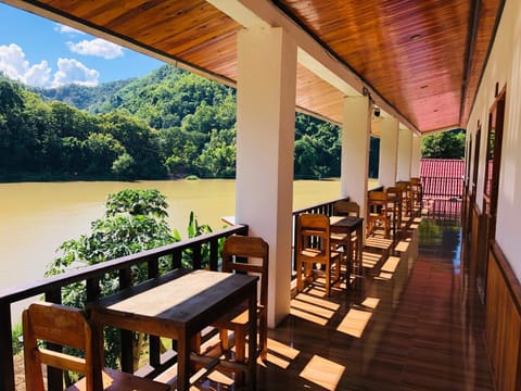 Nongkhaiw river view Bed and Breakfast in Luang Prabang Province, Laos