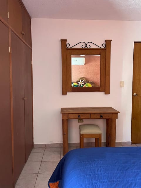 House with enclosed yard- 1km to the beach- big garden House in San Carlos Guaymas