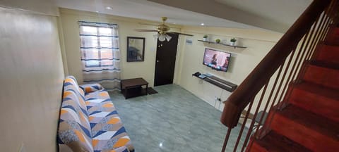 Affordable Home stay with 3 bedroom near CCLEX Maison in Lapu-Lapu City