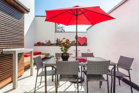 Garden, Balcony/Terrace