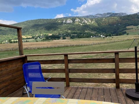 Chalet cosy, belle vue, dans le massif du Vercors Chalet in Lans-en-Vercors