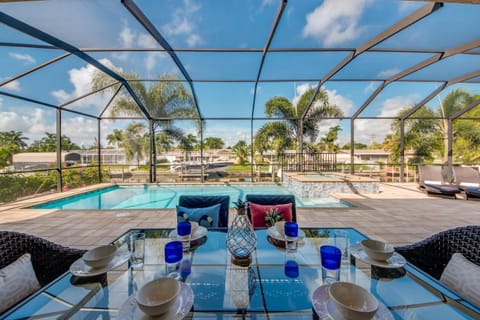 Villa Blue Pavilion - Heated Pool - Sleeps 16 - Roelens Vacations House in Cape Coral
